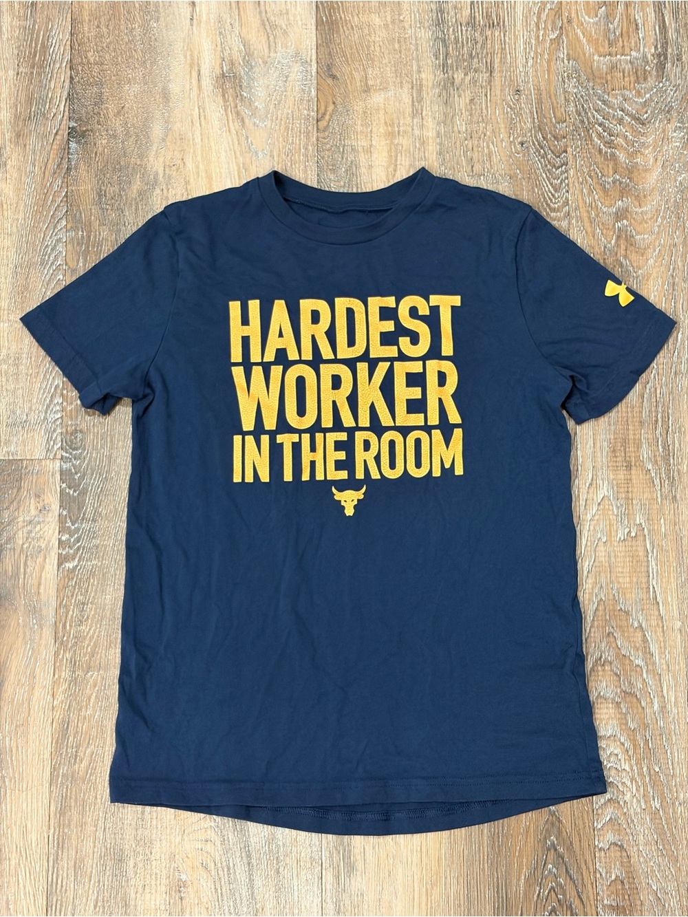 Under Armour Boys YMD HeatGear Loose Crewneck Tee, Hardest Worker, Navy